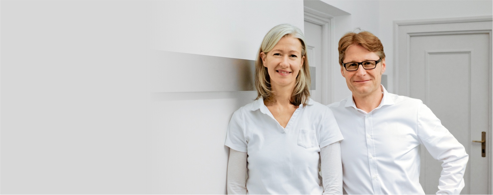 Dr. Christiane Elbrecht und Dr. Thomas Ehrmann in der orthopädischen Praxis München Bogenhausen